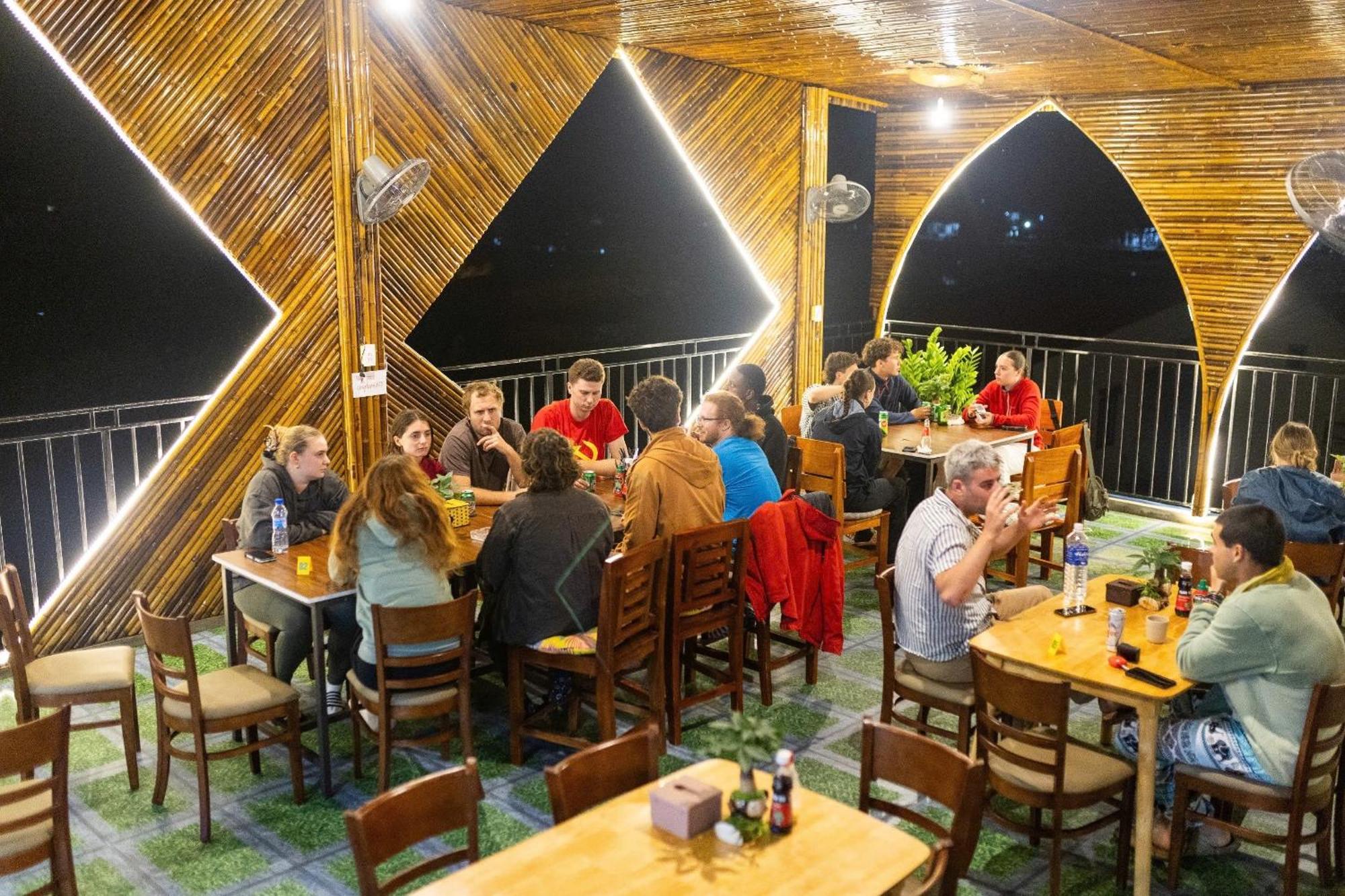 Green Riverside Cosy Home Phong Nha Esterno foto