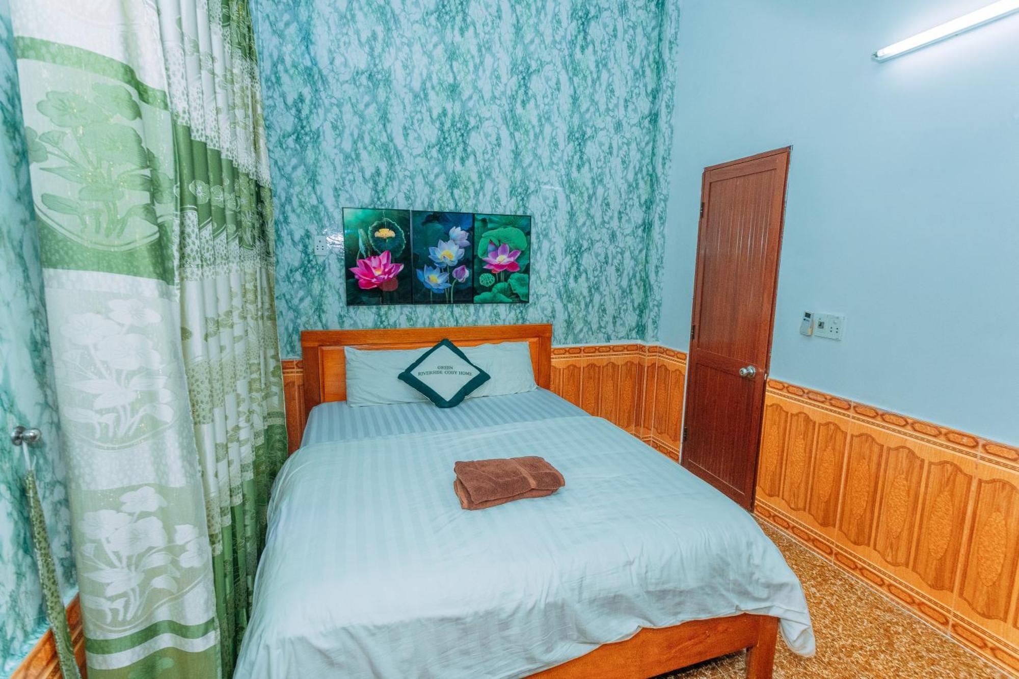 Green Riverside Cosy Home Phong Nha Esterno foto