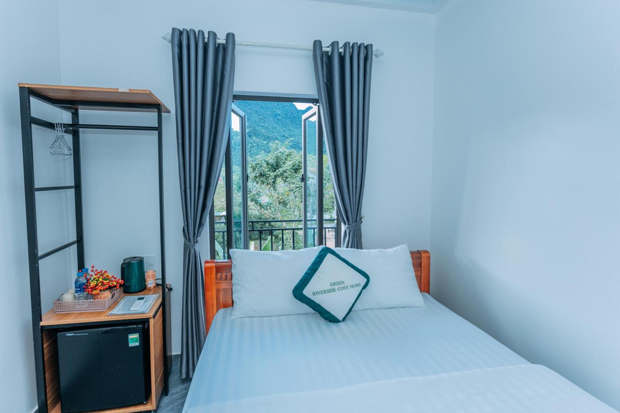 Green Riverside Cosy Home Phong Nha Esterno foto